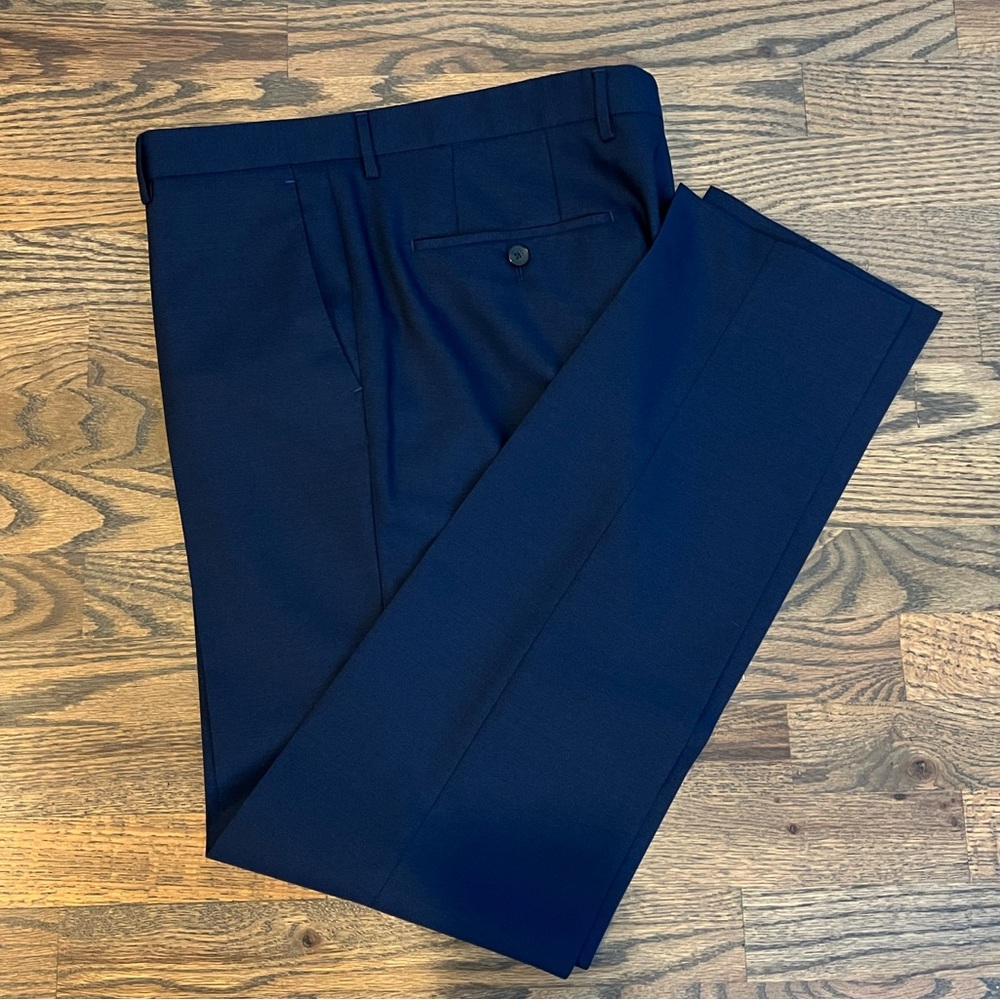 Hugo Boss Navy Blue Dress Pants | Size 34
